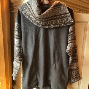 Anthropologie sweater with pockets 🌙